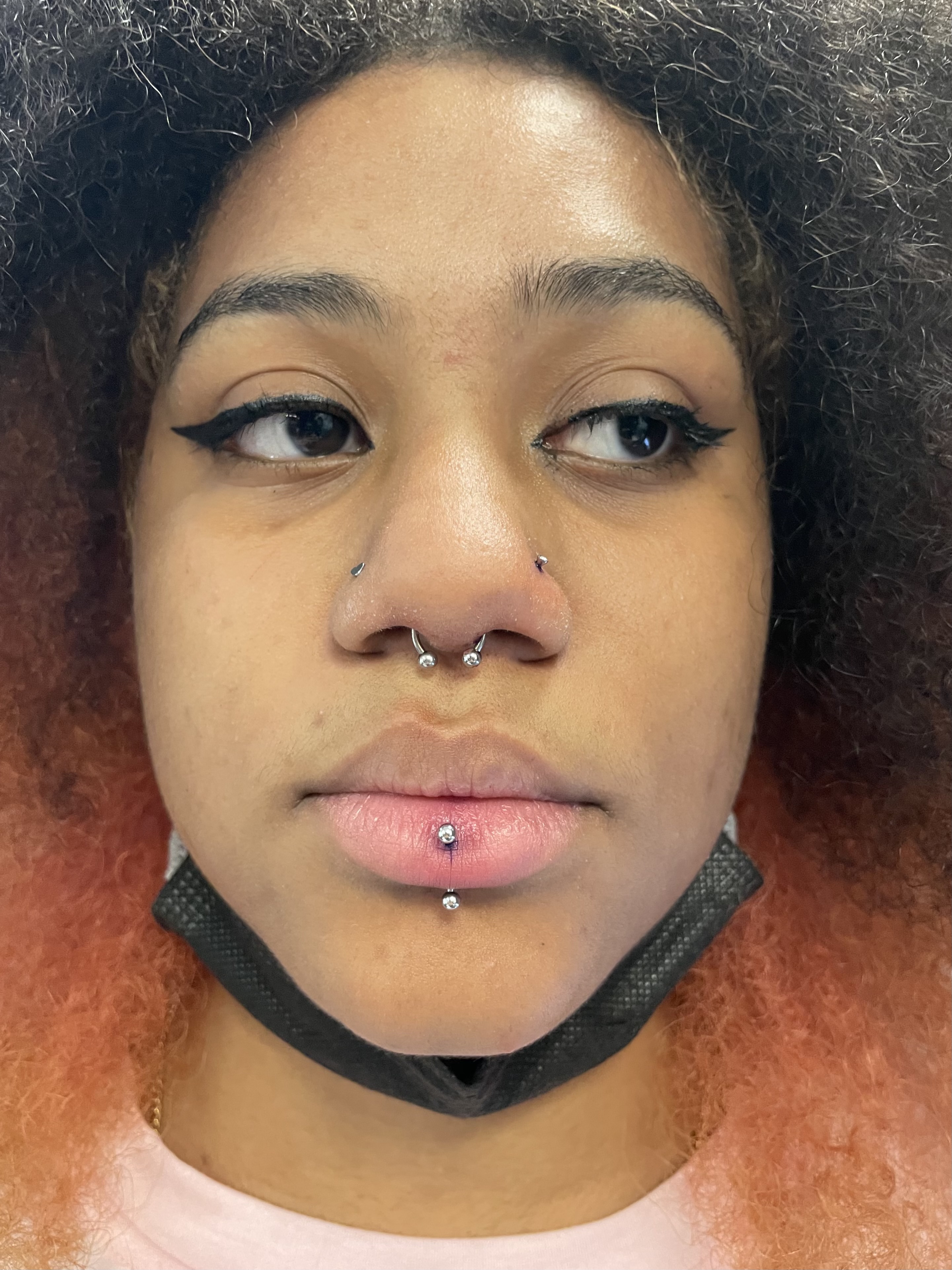 Vertical Labret 